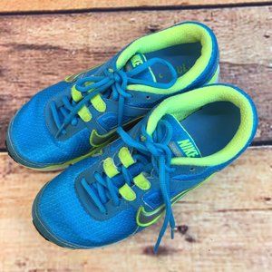 Women's Nike Dual Fusion ST Running Blue Size 7